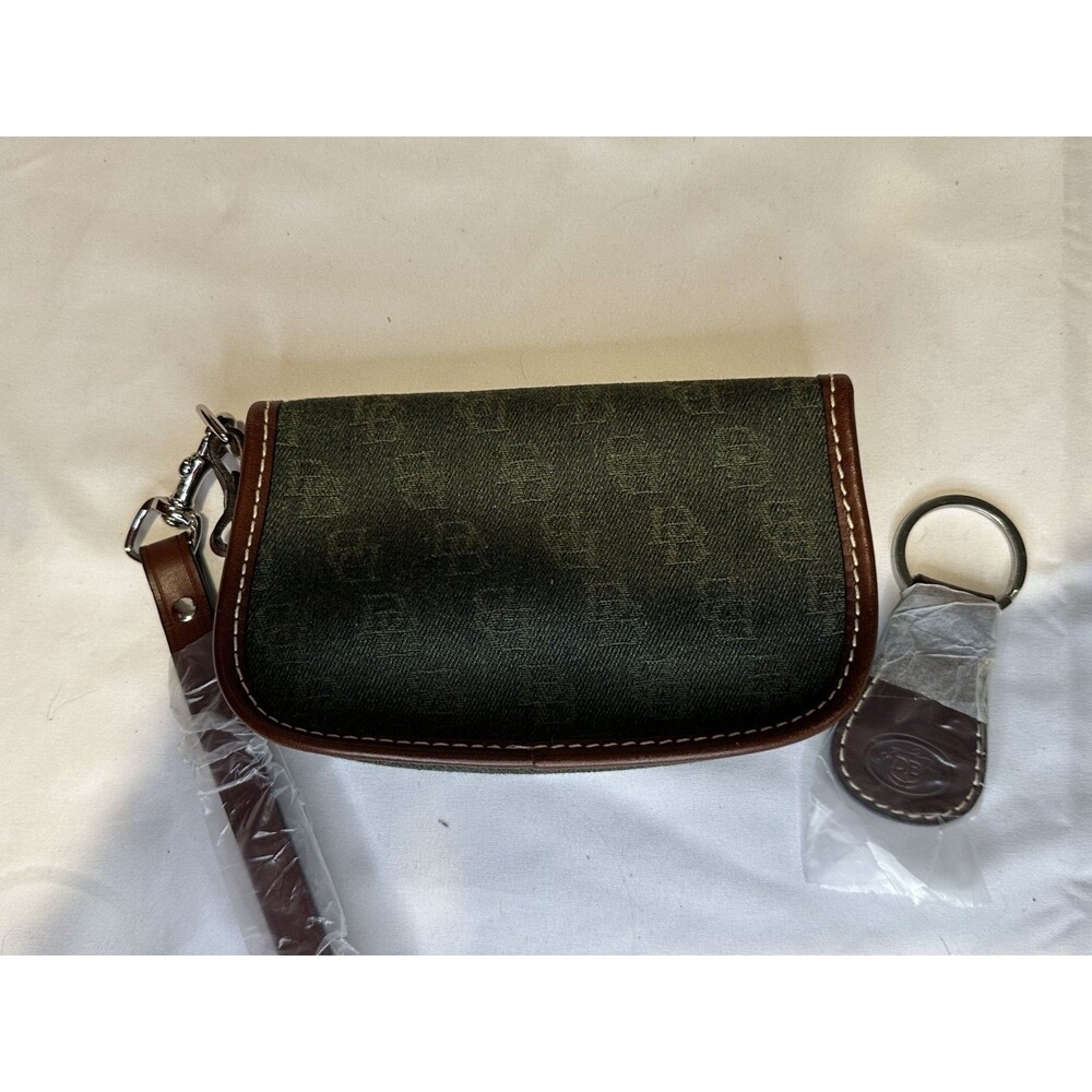 Dooney & Bourke Signature Double Pocket Satchel Bag NWT Green Wristlet Keychain - Picture 15 of 16